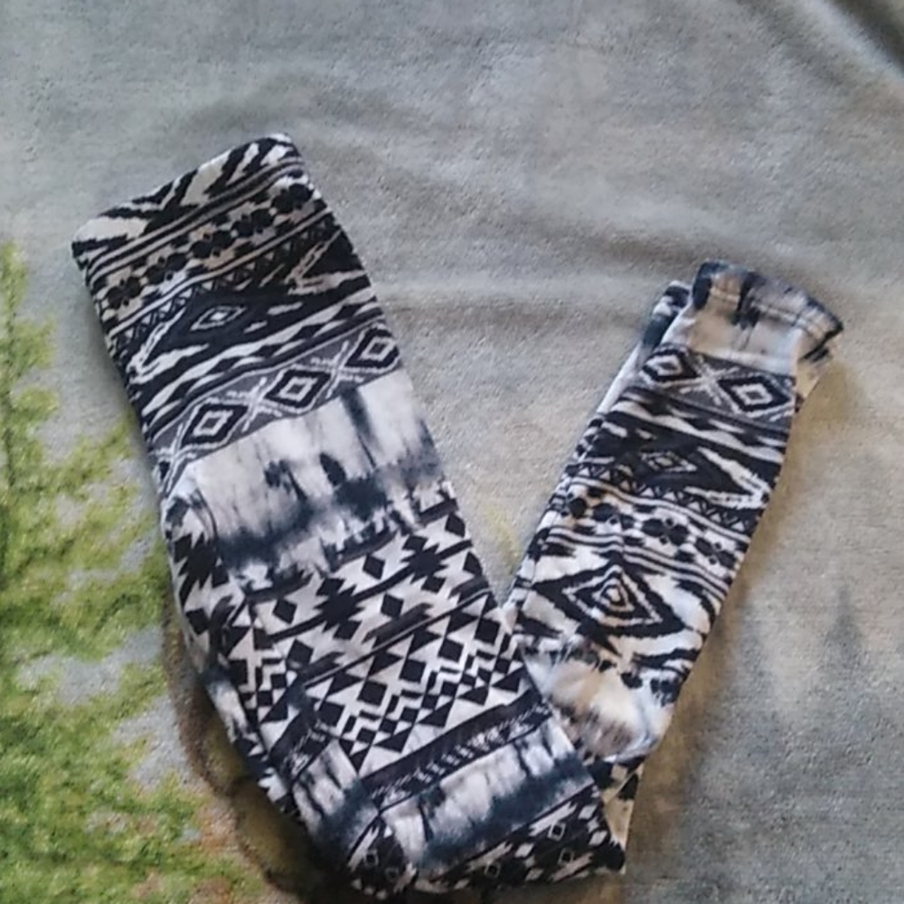 Tribal Lined Leggings
